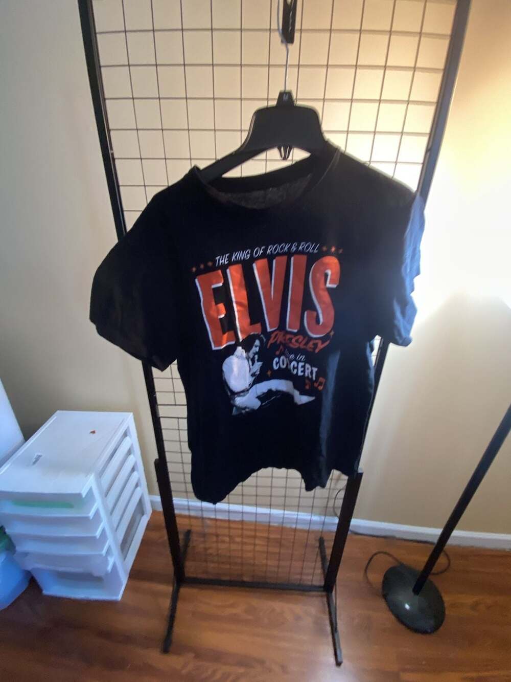 Elvis Presley The King of Rock & Roll Live in Concert Graphic T-Shirt